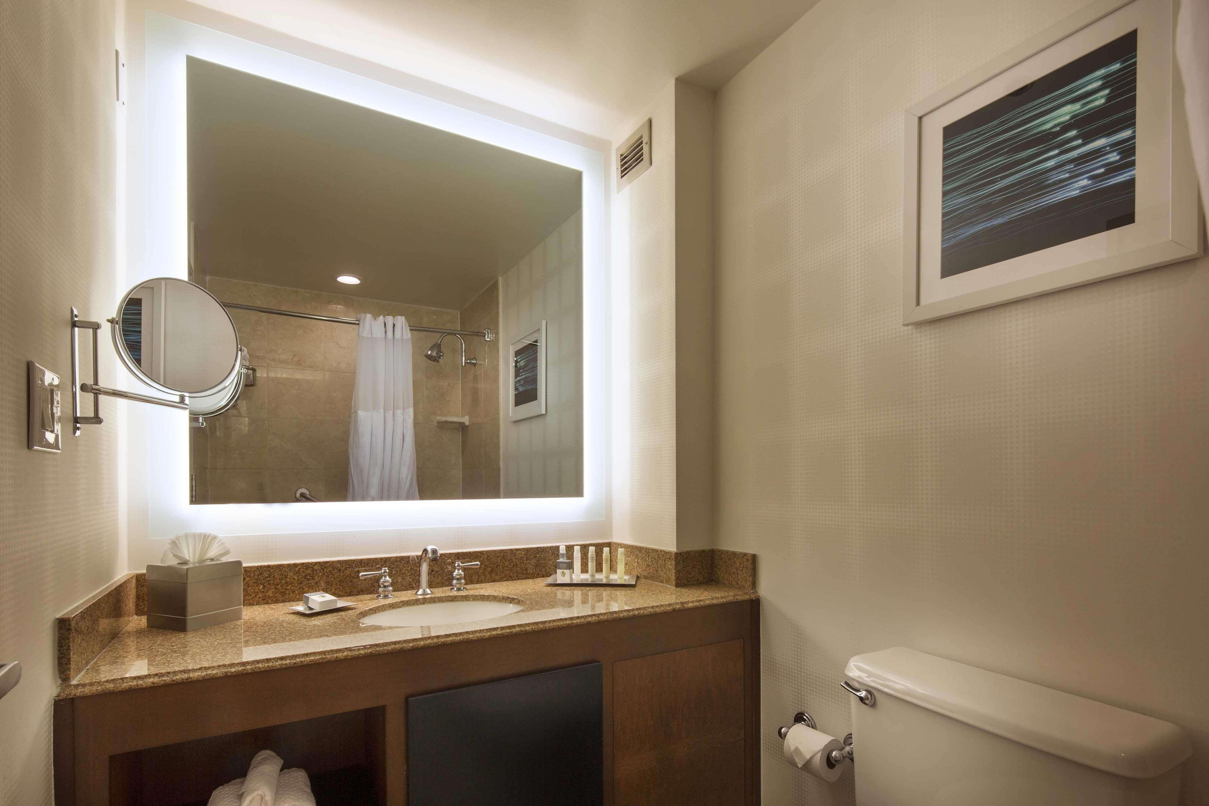 Doubletree By Hilton Newark-Fremont Otel Dış mekan fotoğraf