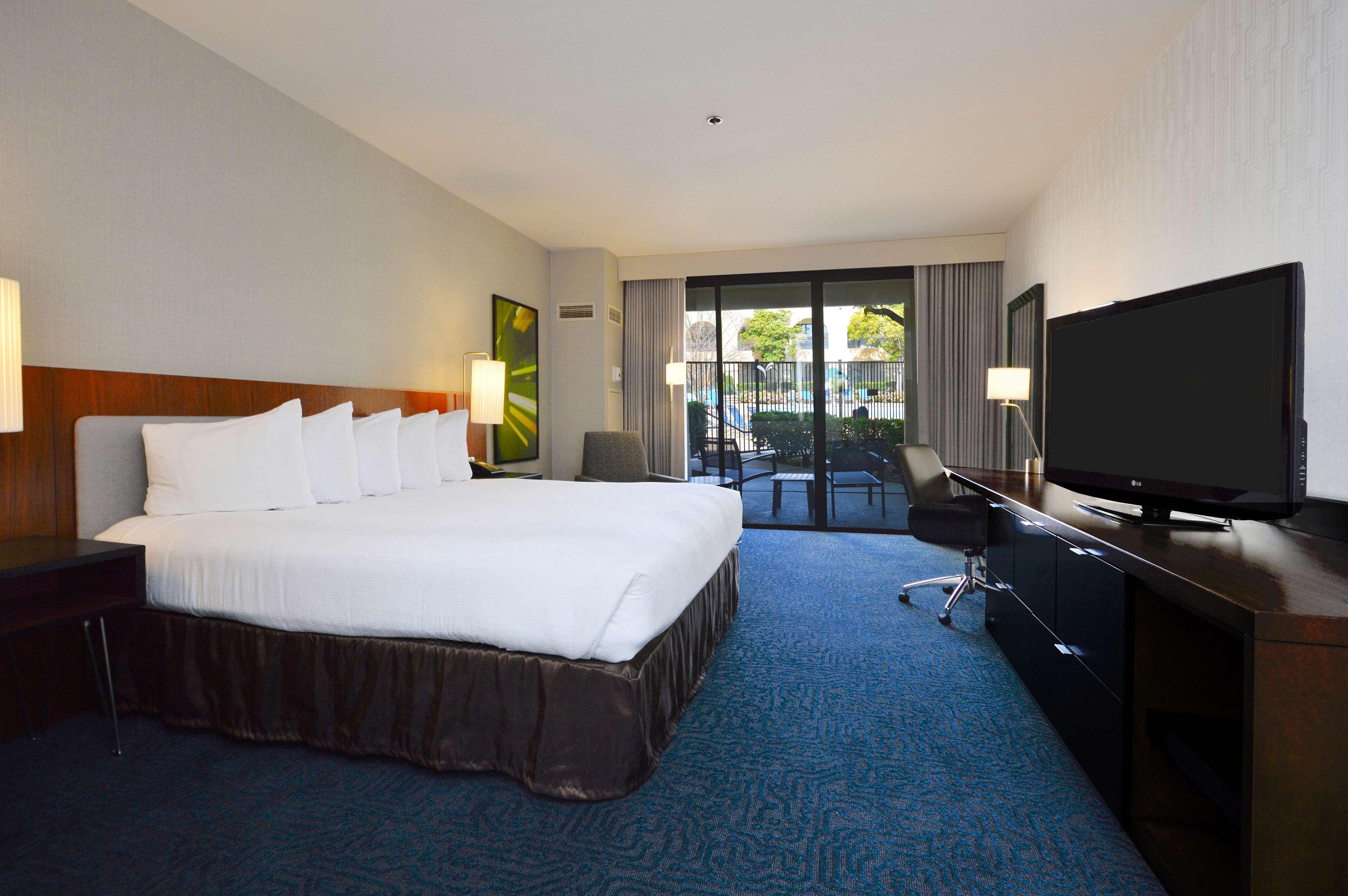 Doubletree By Hilton Newark-Fremont Otel Dış mekan fotoğraf