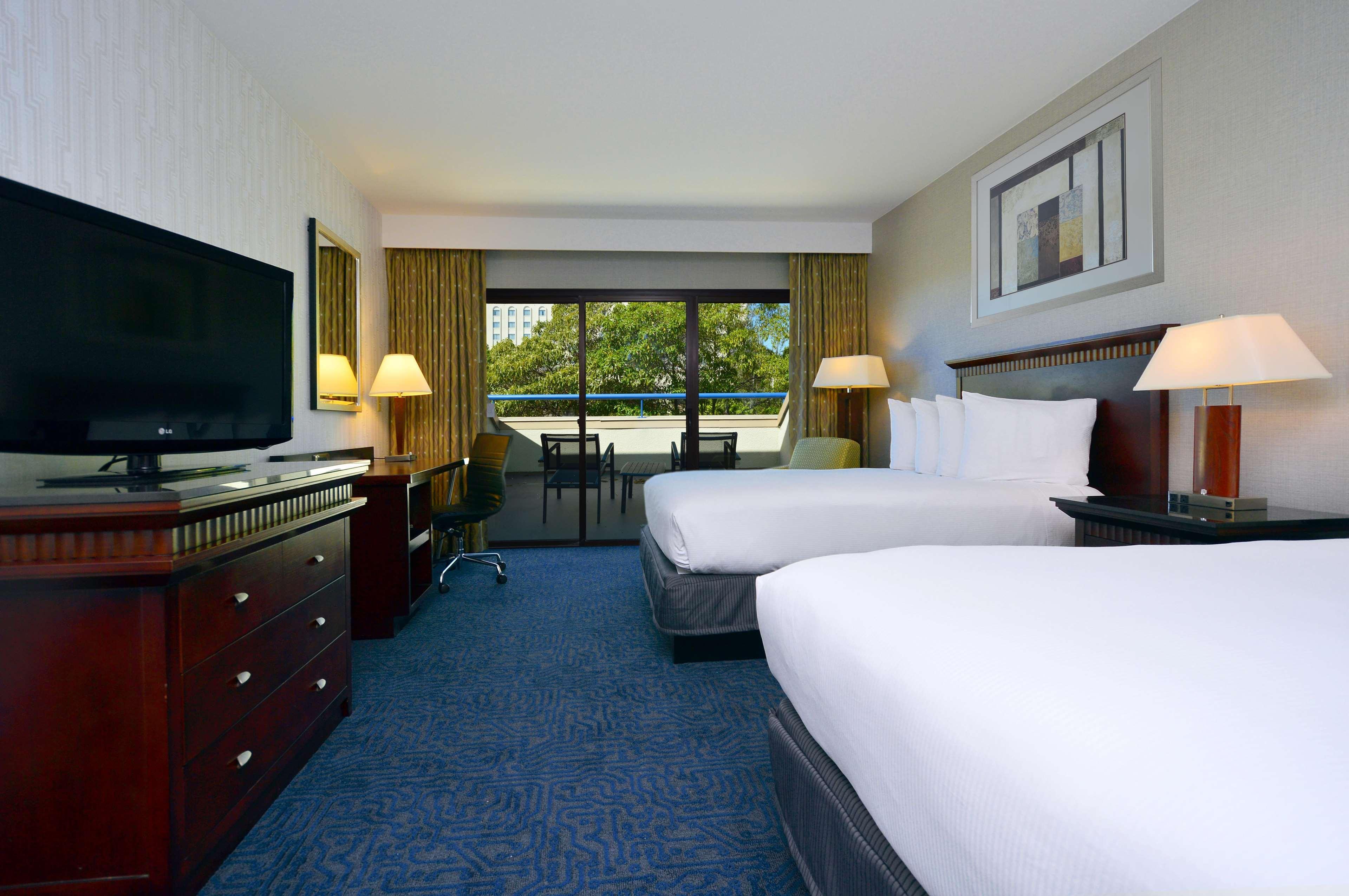 Doubletree By Hilton Newark-Fremont Otel Dış mekan fotoğraf