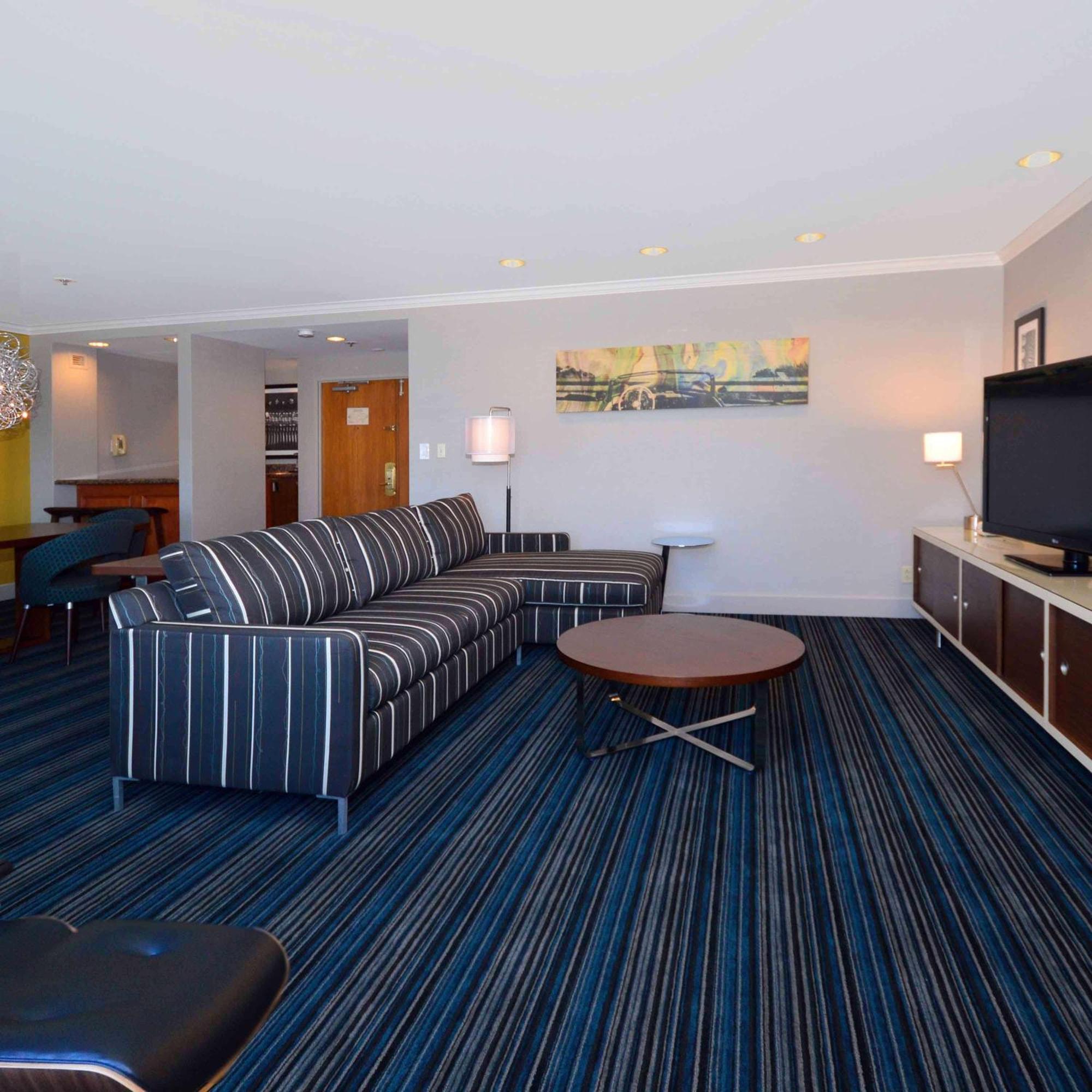 Doubletree By Hilton Newark-Fremont Otel Dış mekan fotoğraf