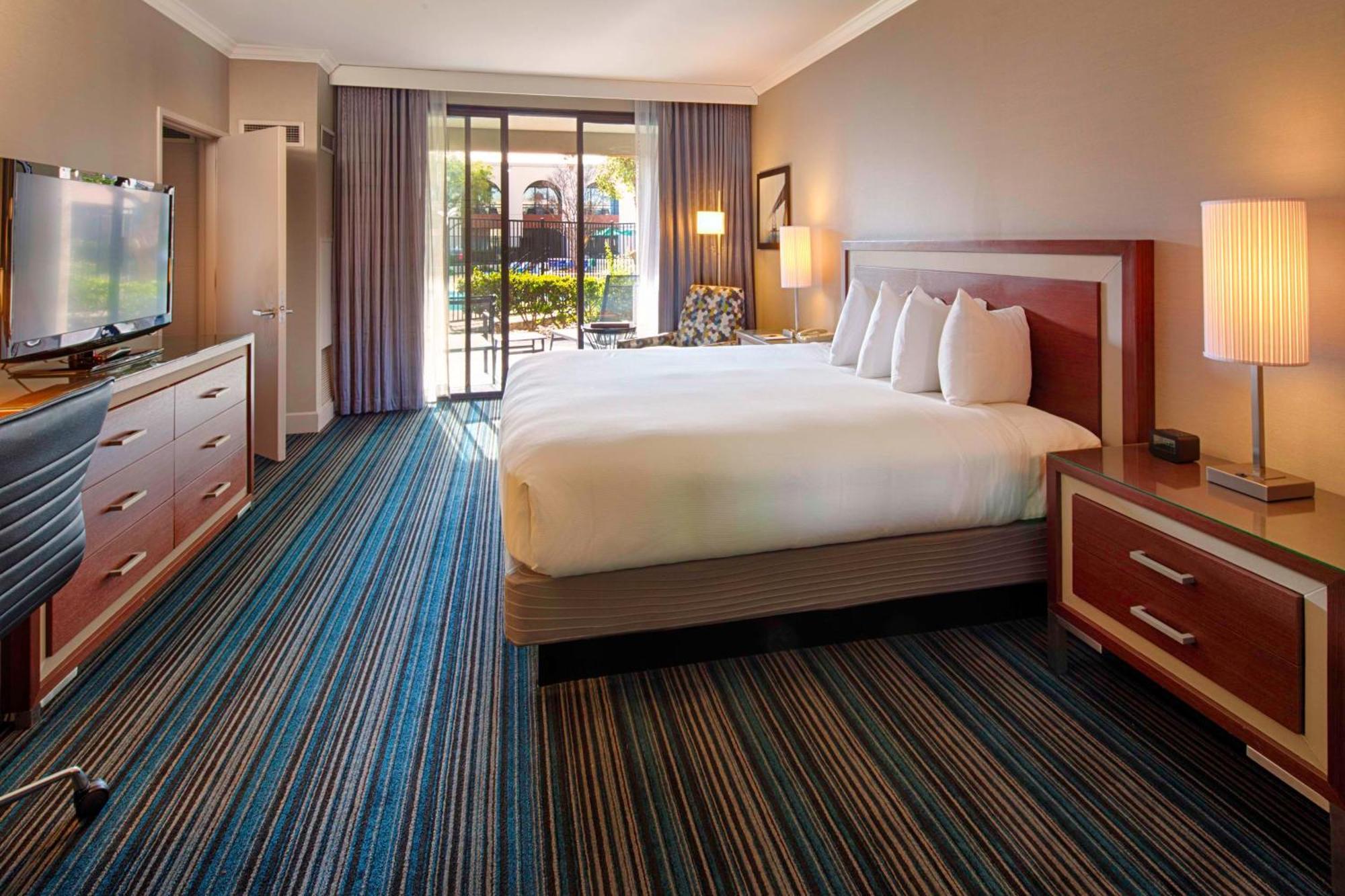 Doubletree By Hilton Newark-Fremont Otel Dış mekan fotoğraf