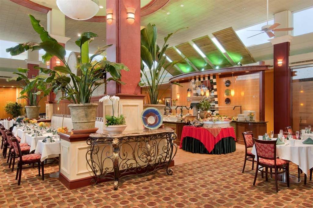 Doubletree By Hilton Newark-Fremont Otel Restoran fotoğraf